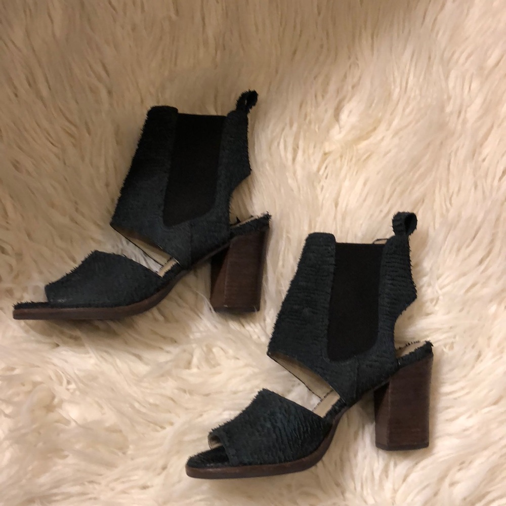 Matisse peep toe bootie